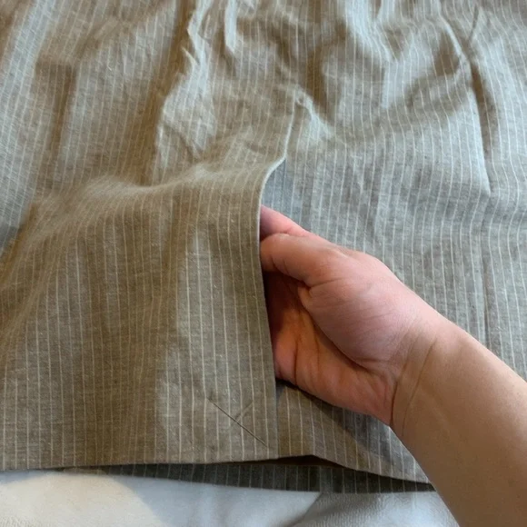 NWT CALVIN KLEIN Pinstripe Pencil Skirt - Picture 5 of 12